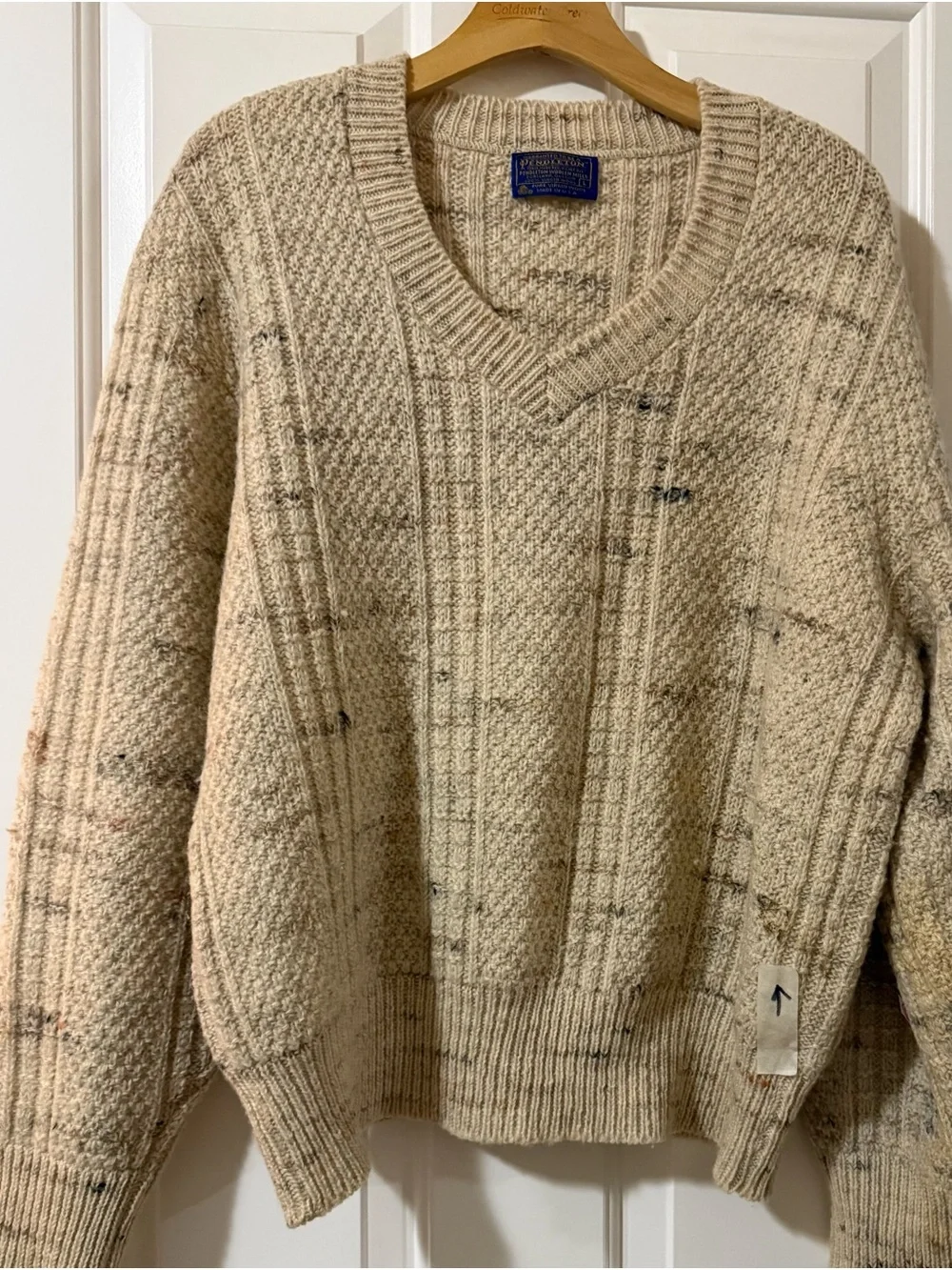 Pendleton Cream Flecked Wool V-Neck Sweater